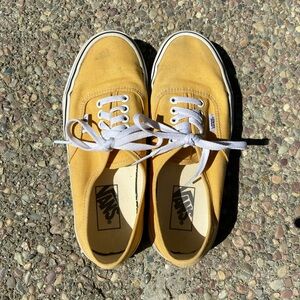Yellow Low Top Canvas Vans Shoes Size 6.5M/8W
